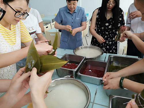 匯盈公司開(kāi)展“我們的節(jié)日·品味端午”主題活動(dòng)